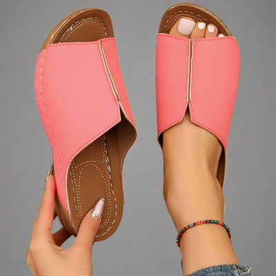 Noemi | Handgefertigte Wedge-Sandalen aus hochwertigen Materialien