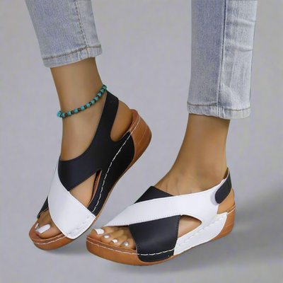 Solveig | Ultra-flache, Bequeme Orthopädische Sandalen