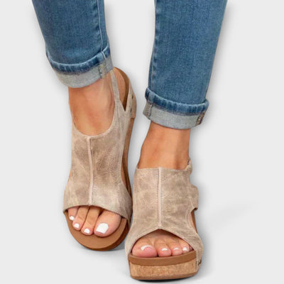 Lina – Orthopädische Keil-Schuhe