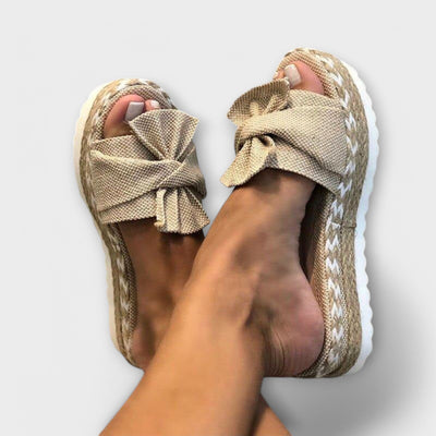 Solegenius – Orthopädische Sandalen mit Schleifendetail
