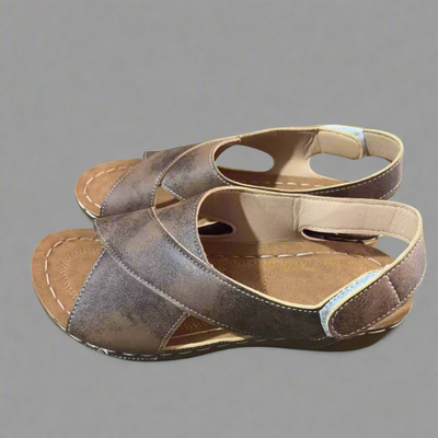 Solveig | Ultra-flache, Bequeme Orthopädische Sandalen