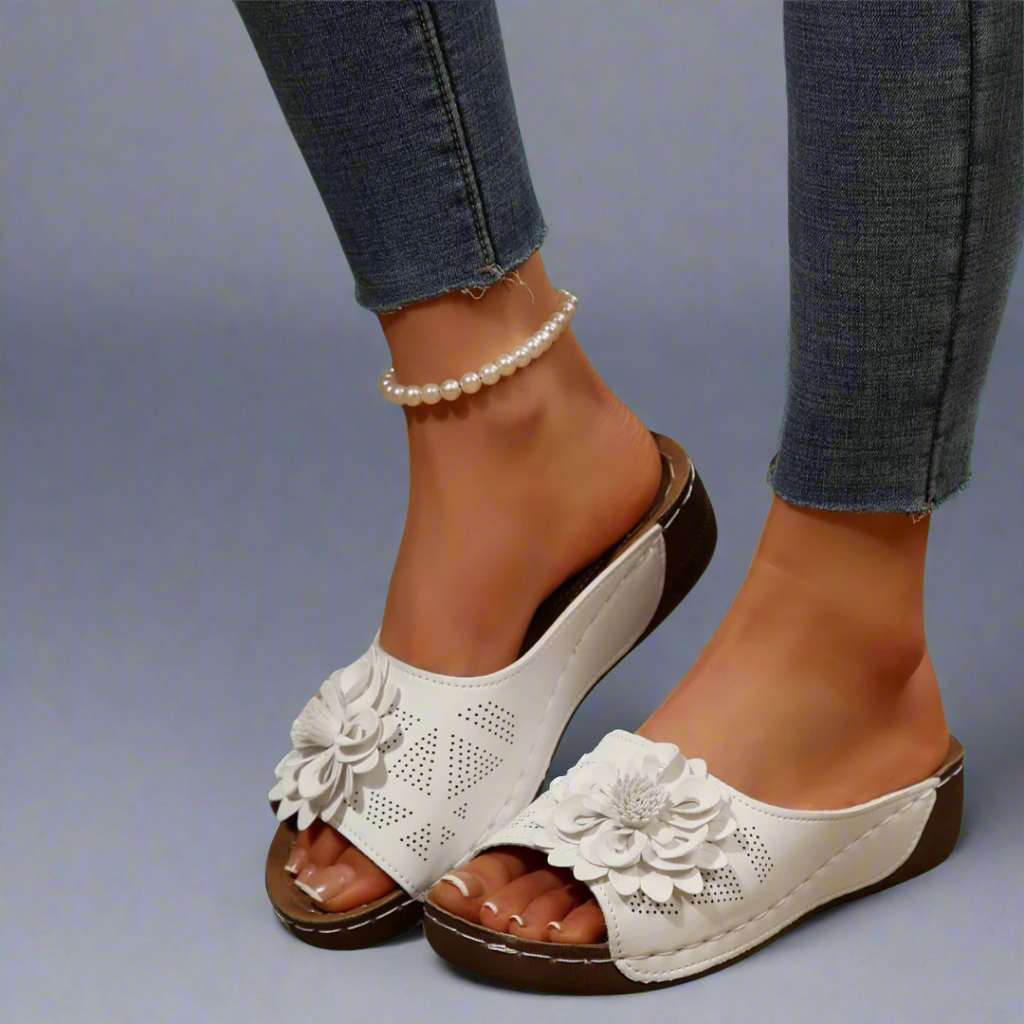 Jolanda | Elegante Orthopädische Sandalen mit Floral Design