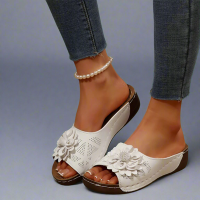 Jolanda | Elegante Orthopädische Sandalen mit Floral Design