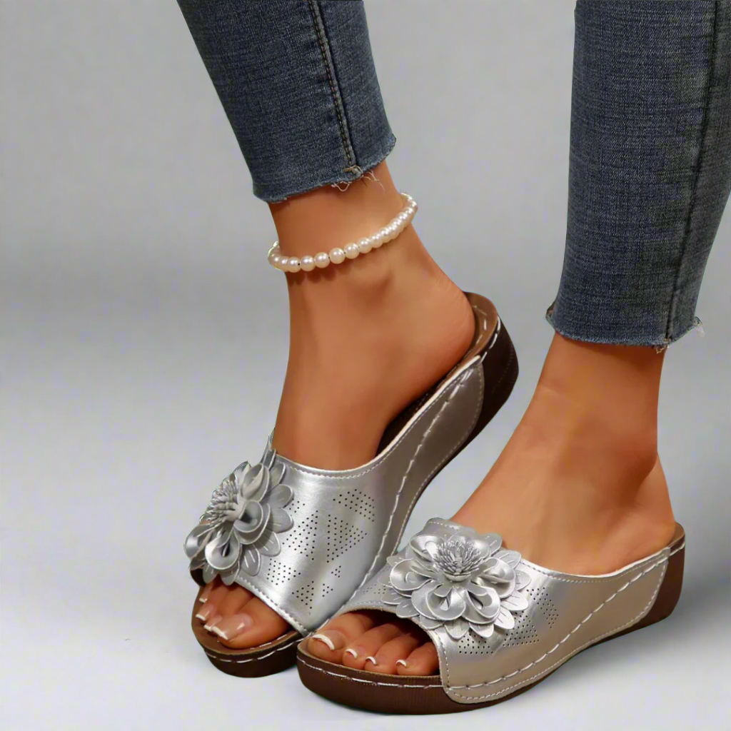 Jolanda | Elegante Orthopädische Sandalen mit Floral Design