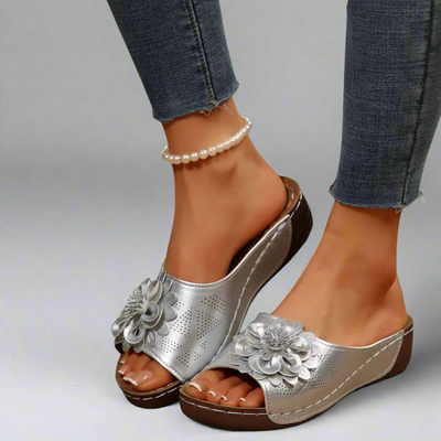 Jolanda | Elegante Orthopädische Sandalen mit Floral Design