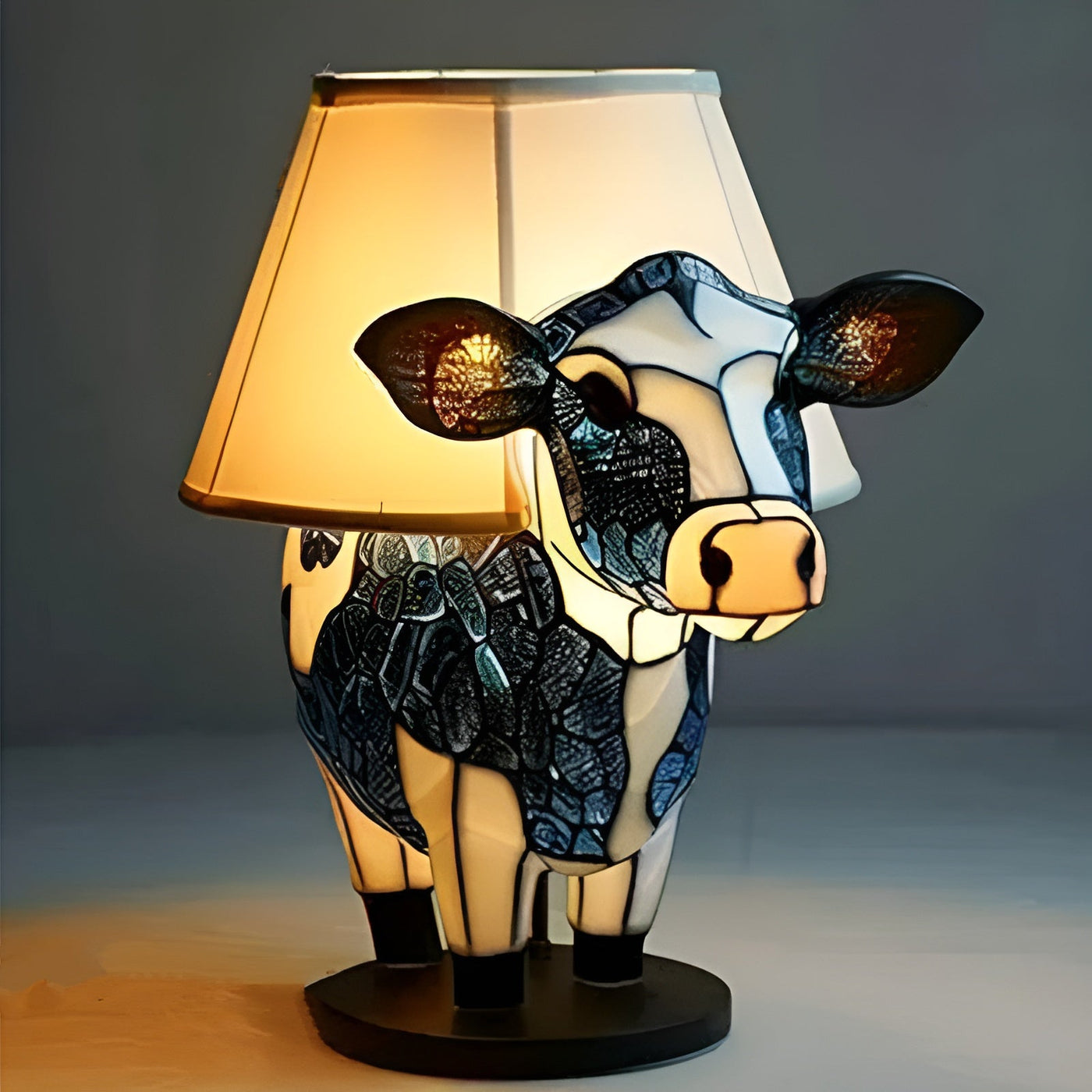 Clochette – Magische Kuhlampe aus buntem Glas