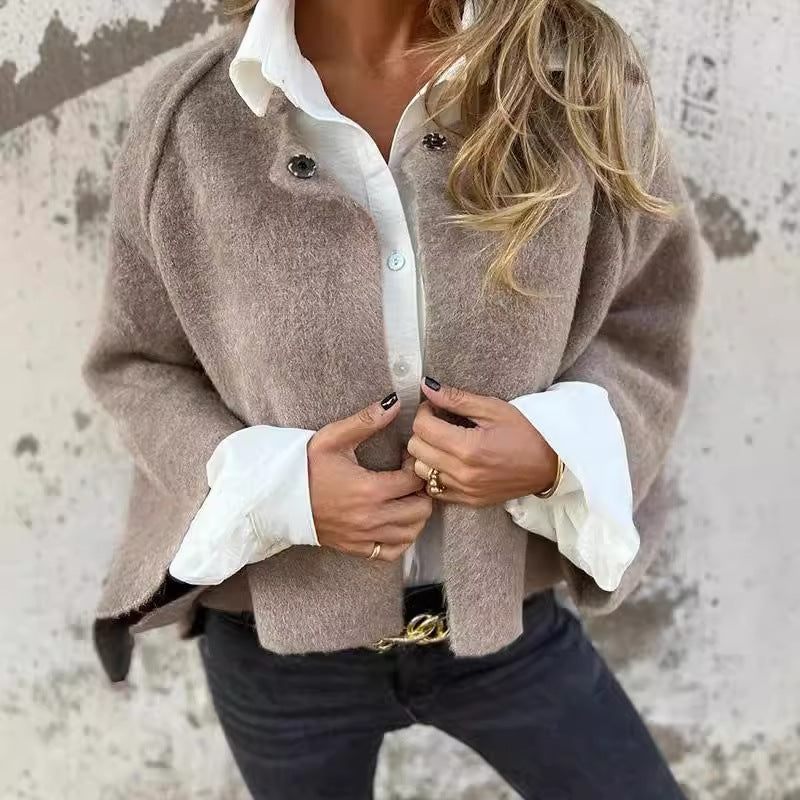 Elise™ | Kurze Jacke mit eleganten Glockenärmeln